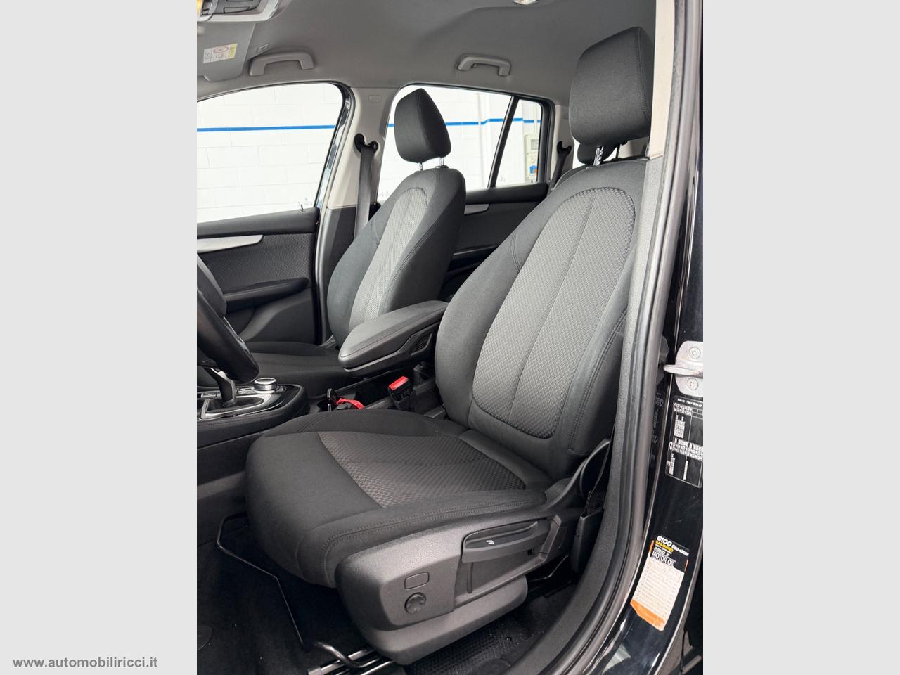 BMW 218i Gran Tourer 7 POSTI
