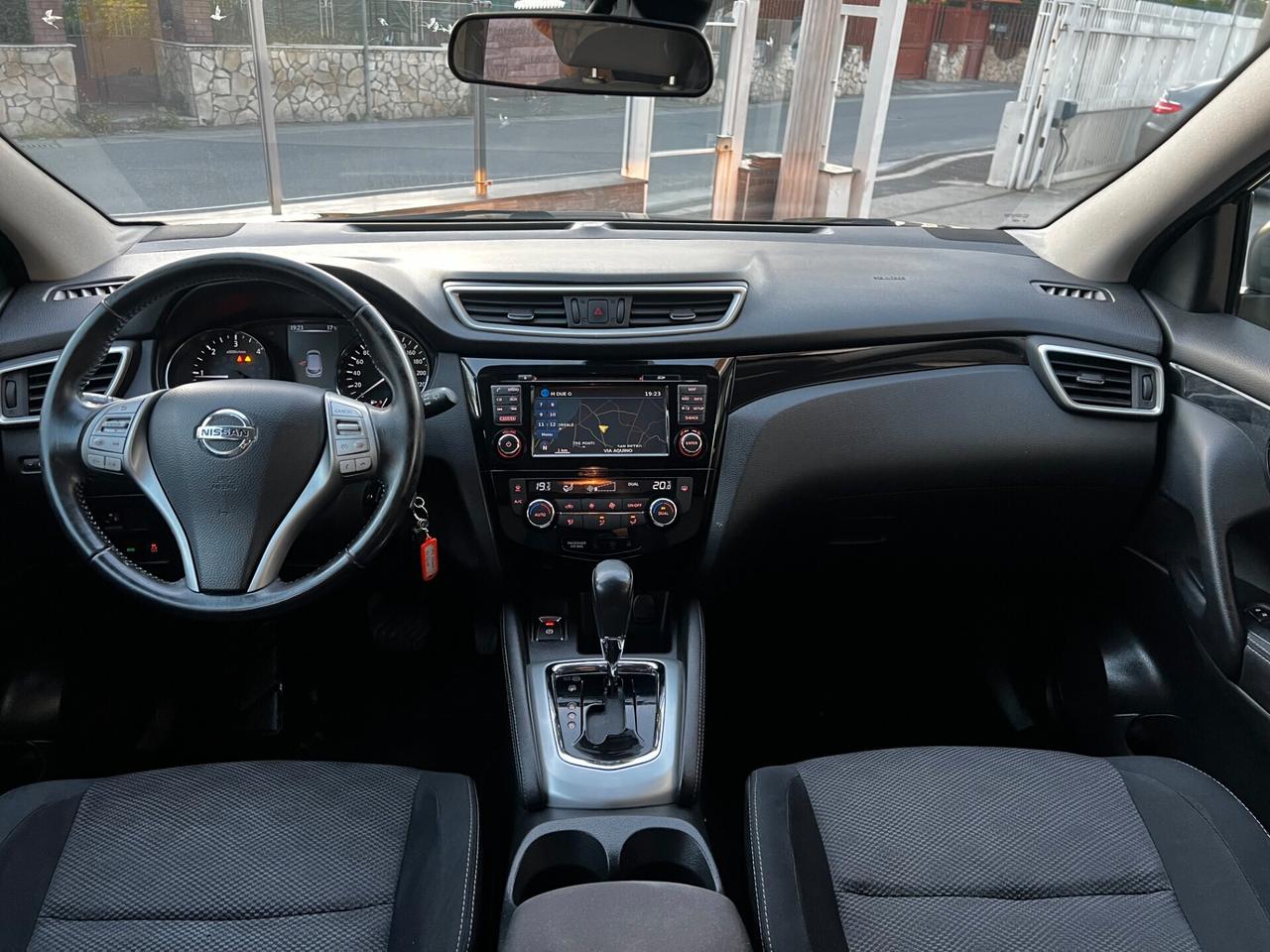 Nissan Qashqai 1.6 dCi - 2016- AUTOMATICA-NAVI