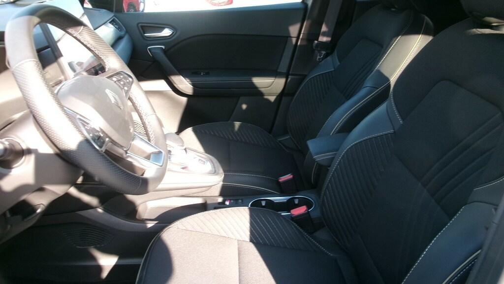 Renault Captur 1.6 E-Tech full hybrid Iconic Auto