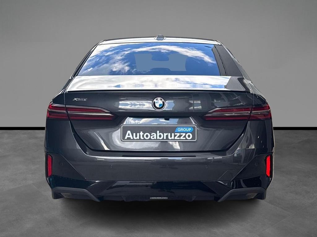 BMW Serie 5 Berlina 520 d 48V M Sport Pro xDrive Steptronic