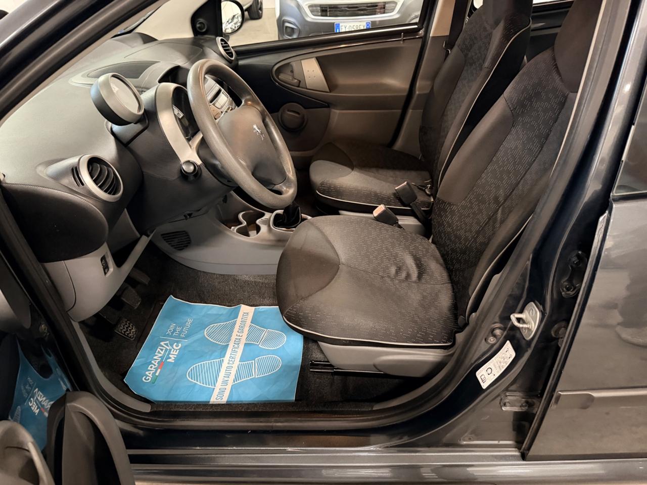 Peugeot 107 1.0 68CV 5p. Plaisir