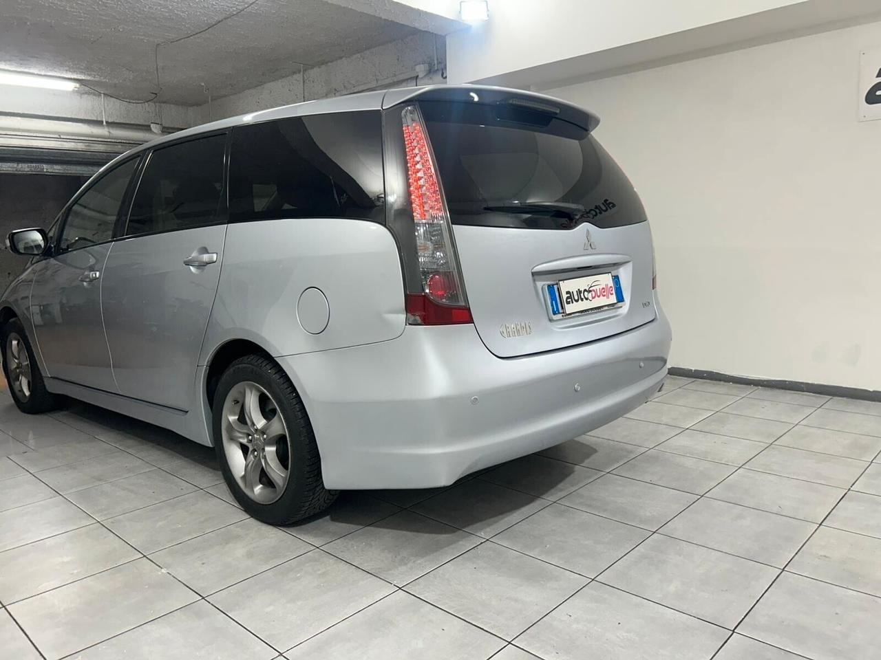 Mitsubishi Grandis 2.0 DI-D 7 posti Intense