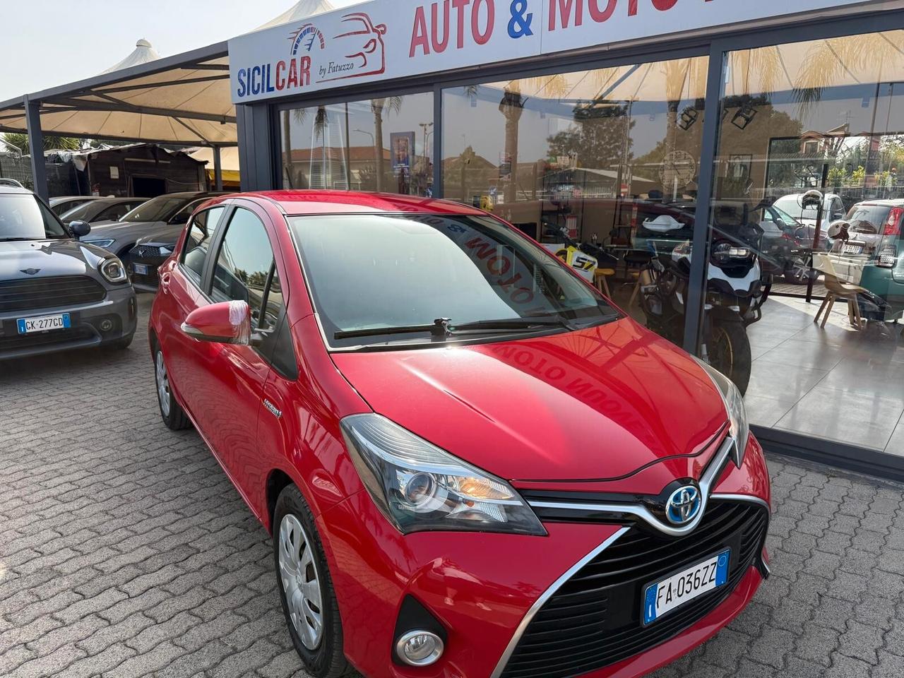 Toyota Yaris 1.5 Hybrid 5 porte Active