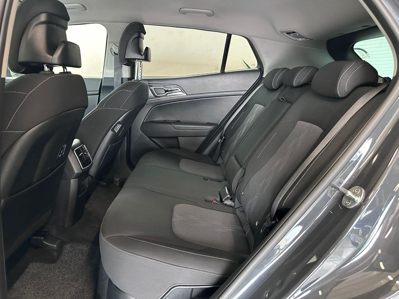 Kia Sportage 1.6 tgdi hev Style auto