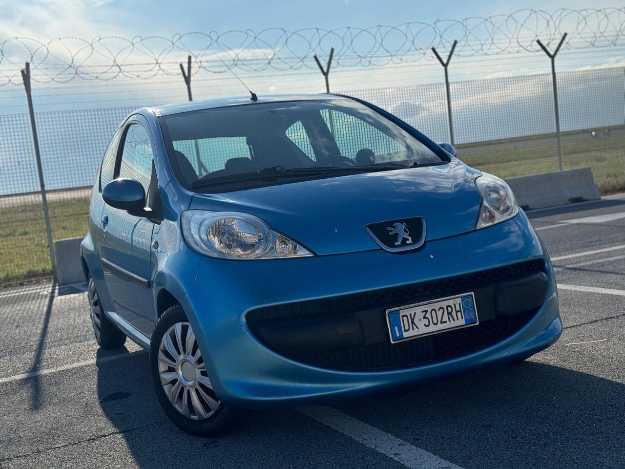 PEUGEOT 107 1.0 BENZINA NEOPATENTATI 12 MESI DI GARANZIA