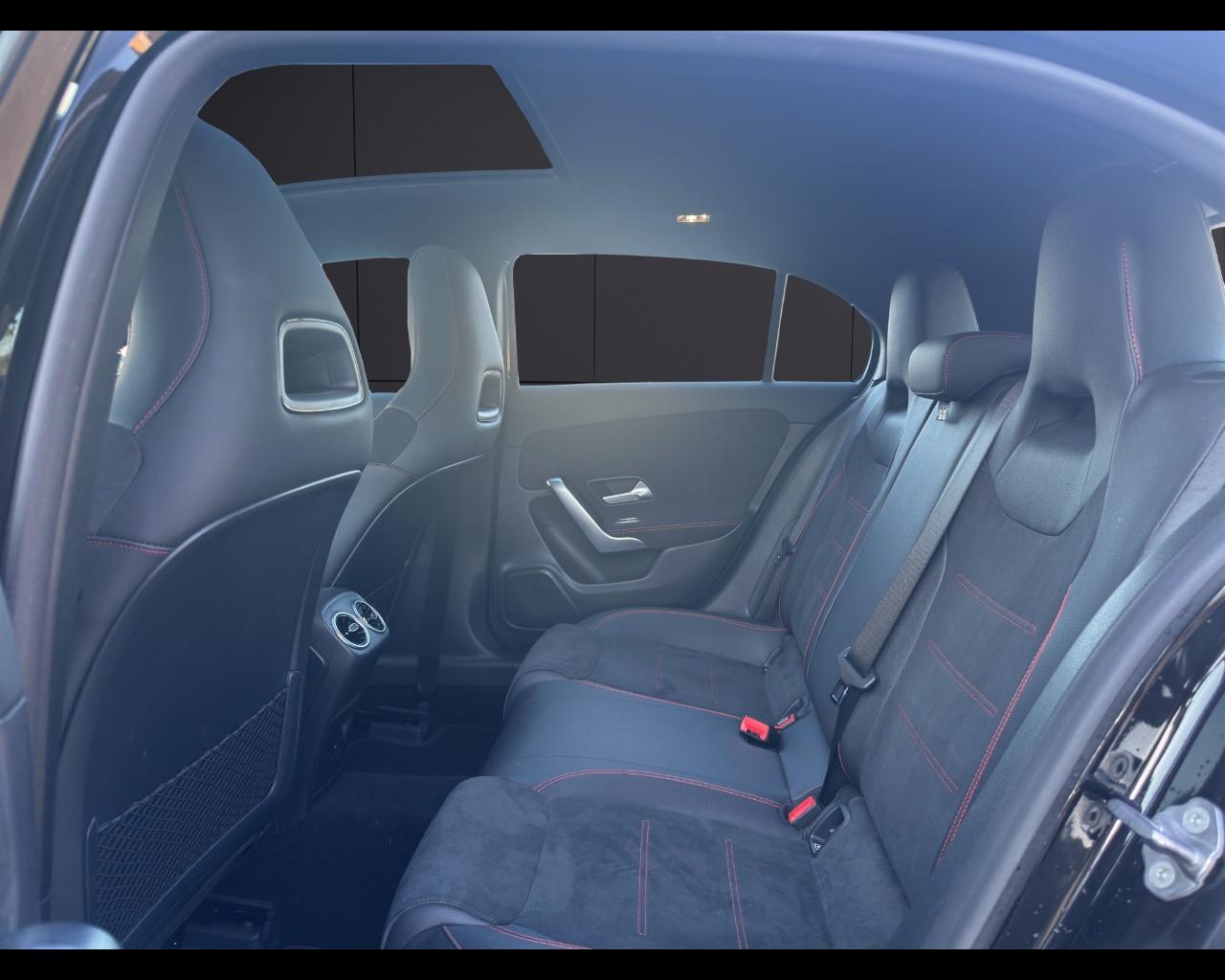 Mercedes-Benz A 180 d Automatic Premium TETTO!