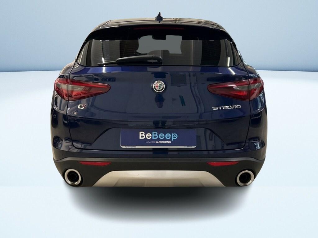 Alfa Romeo Stelvio 2.2 Turbo Business Q4 Auto