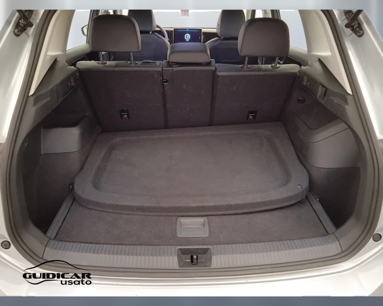 VOLKSWAGEN Tiguan III 2024 - Tiguan 2.0 tdi Life 150cv dsg