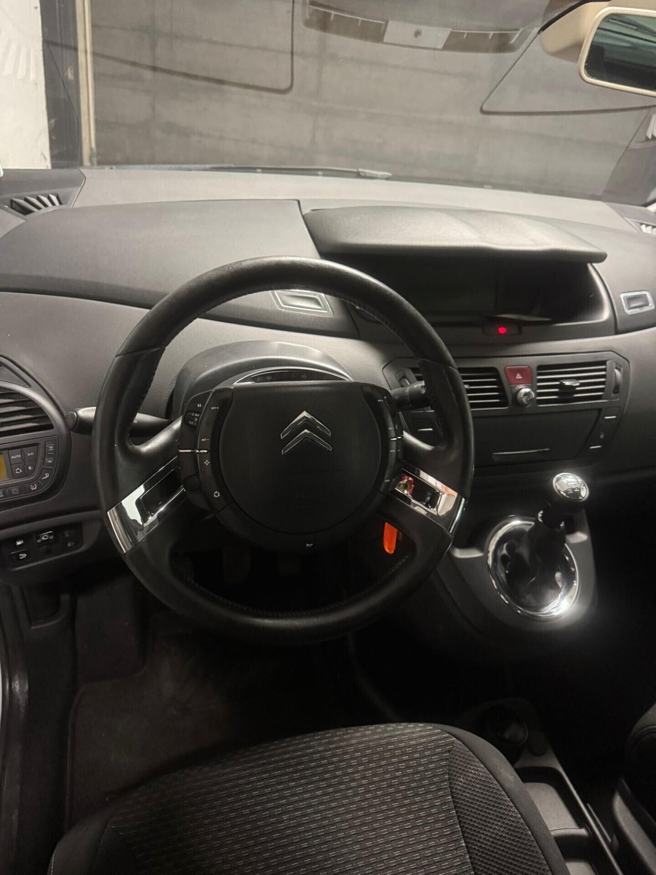 Citroen C4 Picasso 1.6 VTi 120 GPL