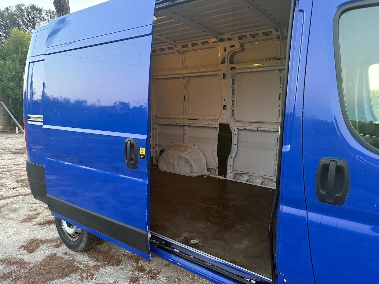 Fiat Ducato 33 2.3 mjt 140CV