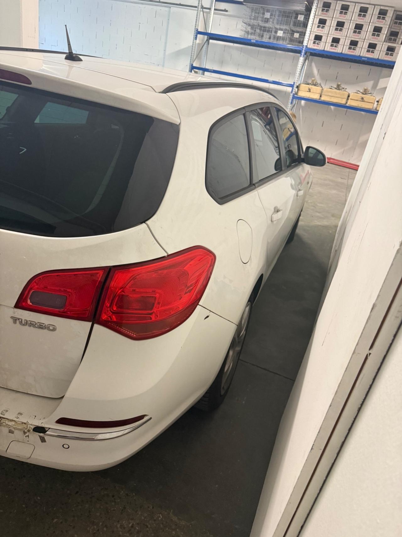 Opel Astra 1.4 Turbo 140CV Sports Tourer Cosmo