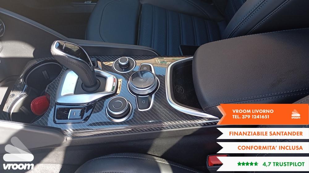 ALFA ROMEO Giulia (2016) Giulia 2.9 V6 Bi-Turbo...