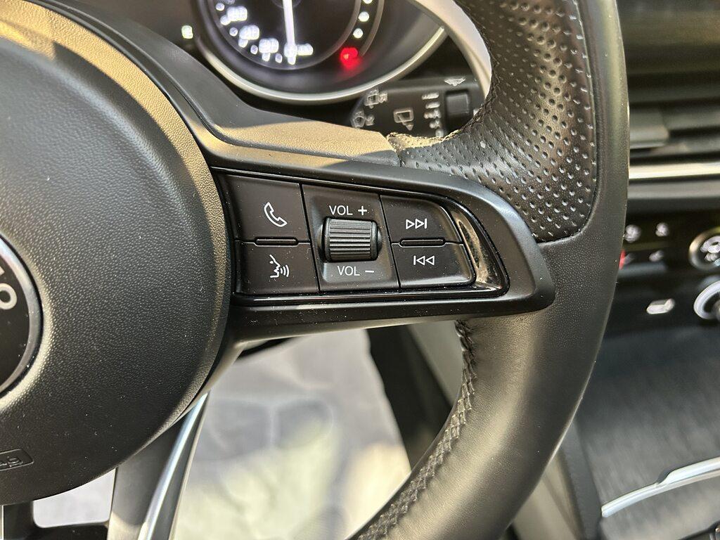 Alfa Romeo Stelvio 2.2 Turbo Business Q4 AT8