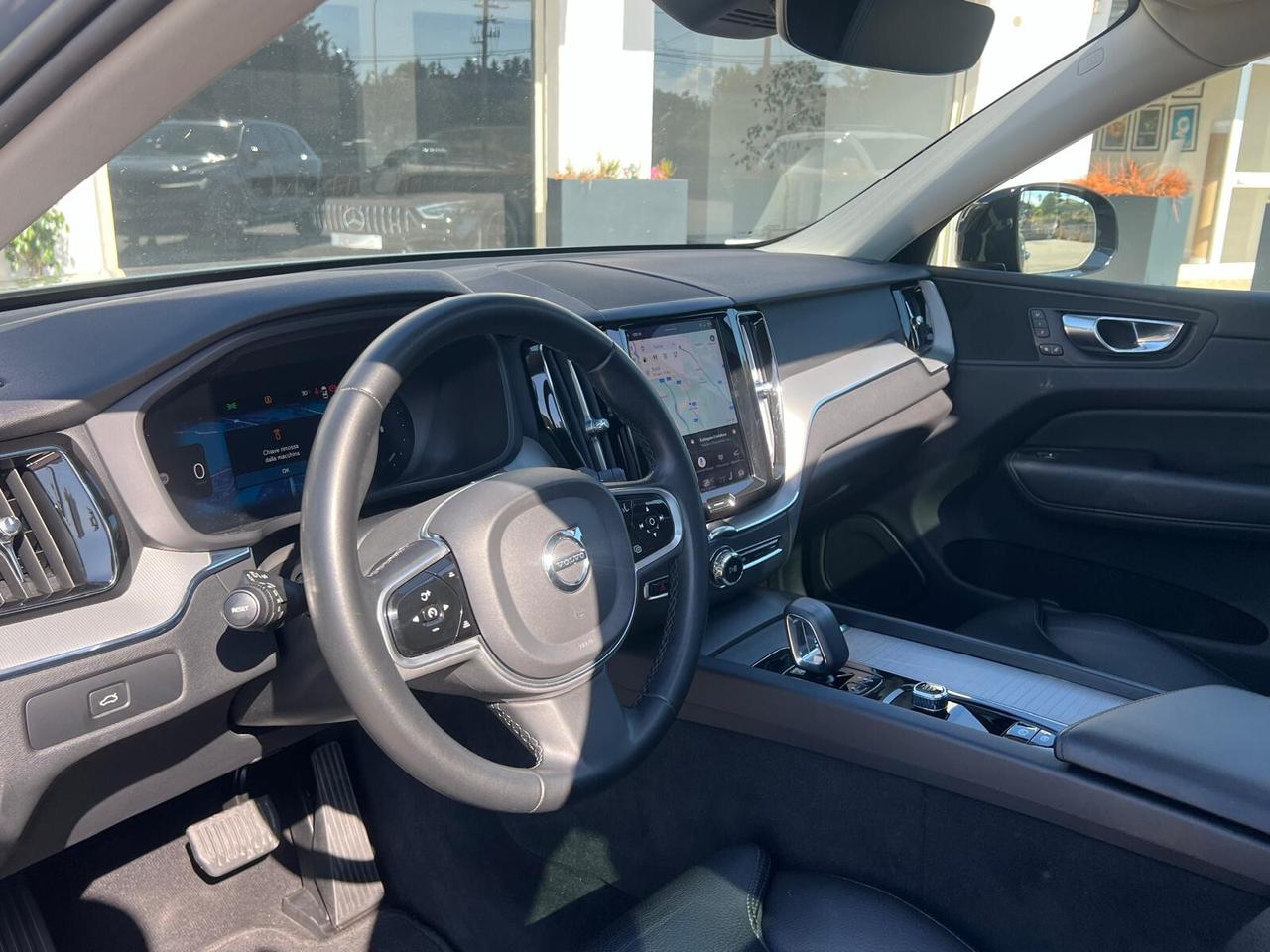 Volvo XC 60 Plus Dark