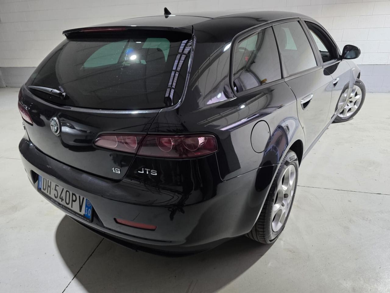 Alfa Romeo 159 1.9 JTS 16V Sportwagon Distinctive