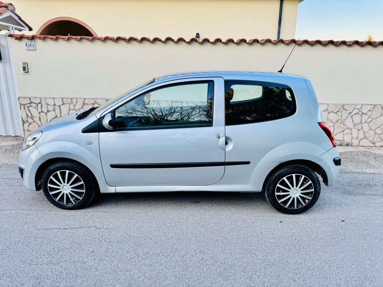 Renault Twingo 1.2 8V Confort unica proprietaria