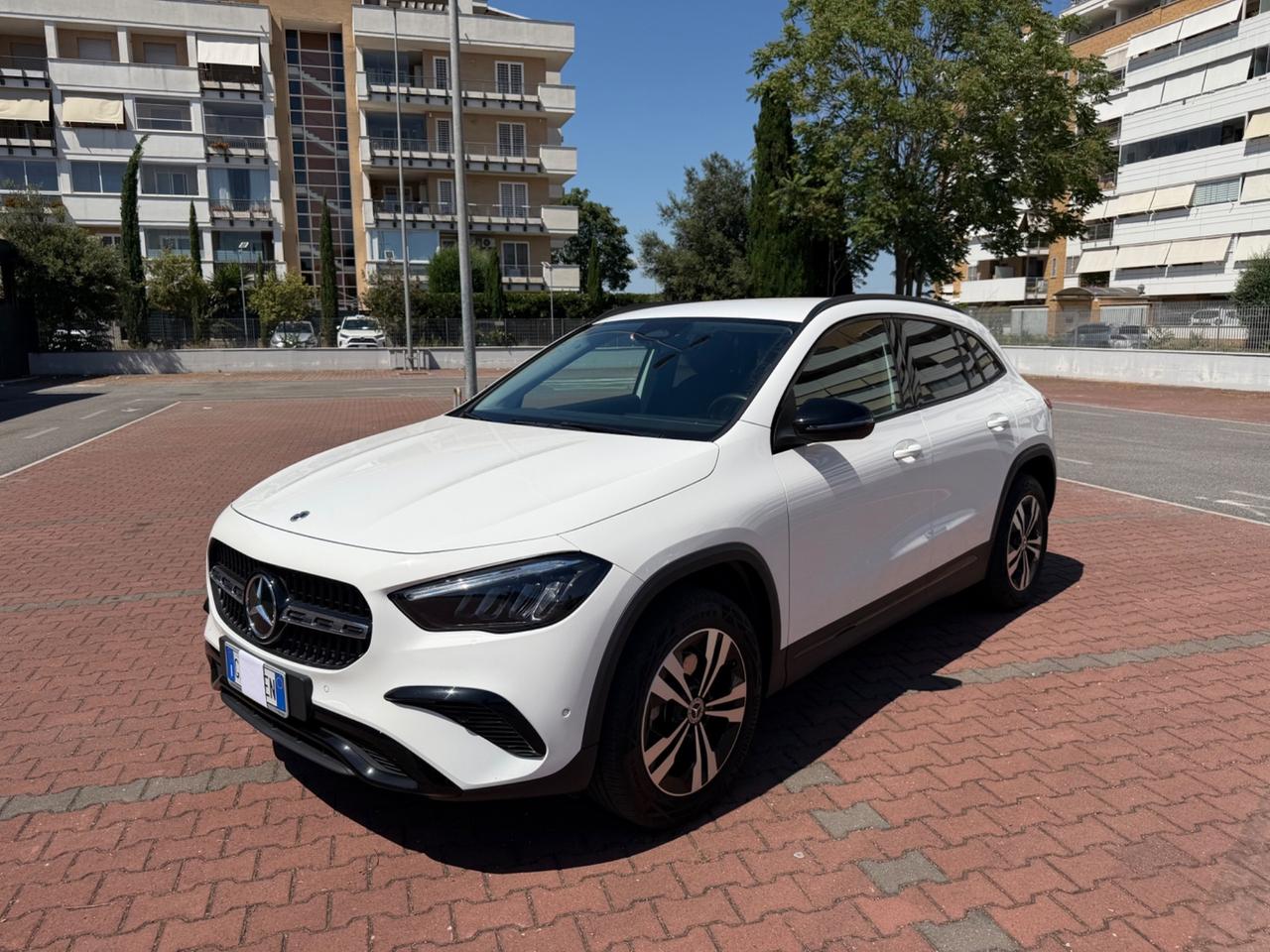 Mercedes-benz GLA 200 180 Automatic Progressive Advanced