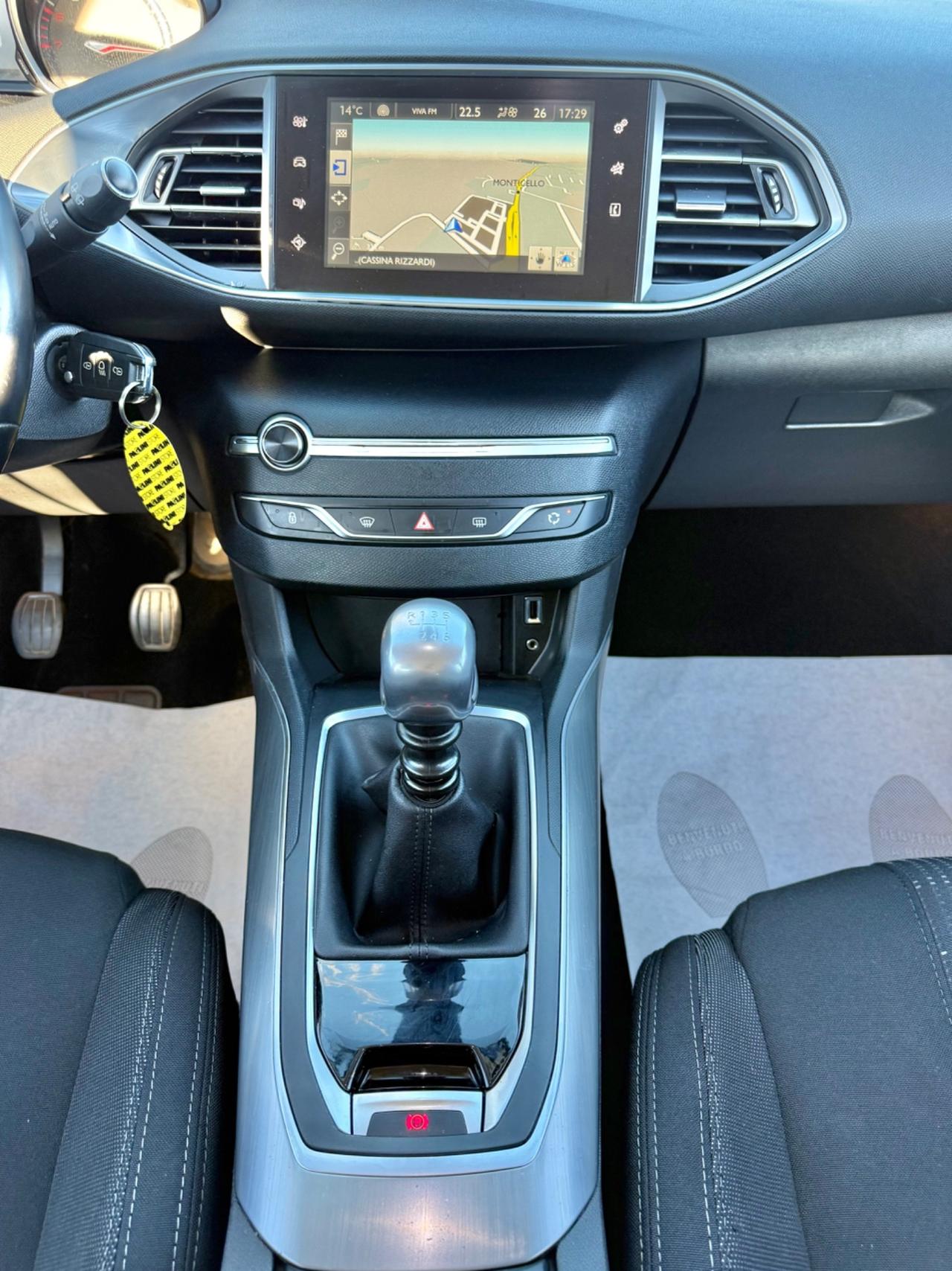 Peugeot 308 PureTech Turbo 130 S&S GT Line*Navi*Euro 6