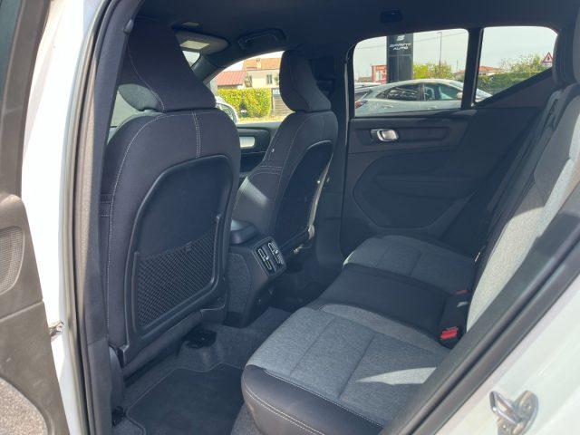 VOLVO XC40 B3 CORE AUTOMATICO 163CV MILD HYBRID PREZZO REALE