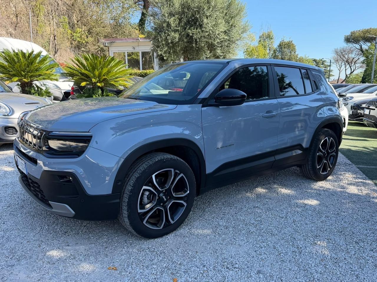 Jeep Avenger 1.2 Turbo 110 cv E-Hybrid Summit