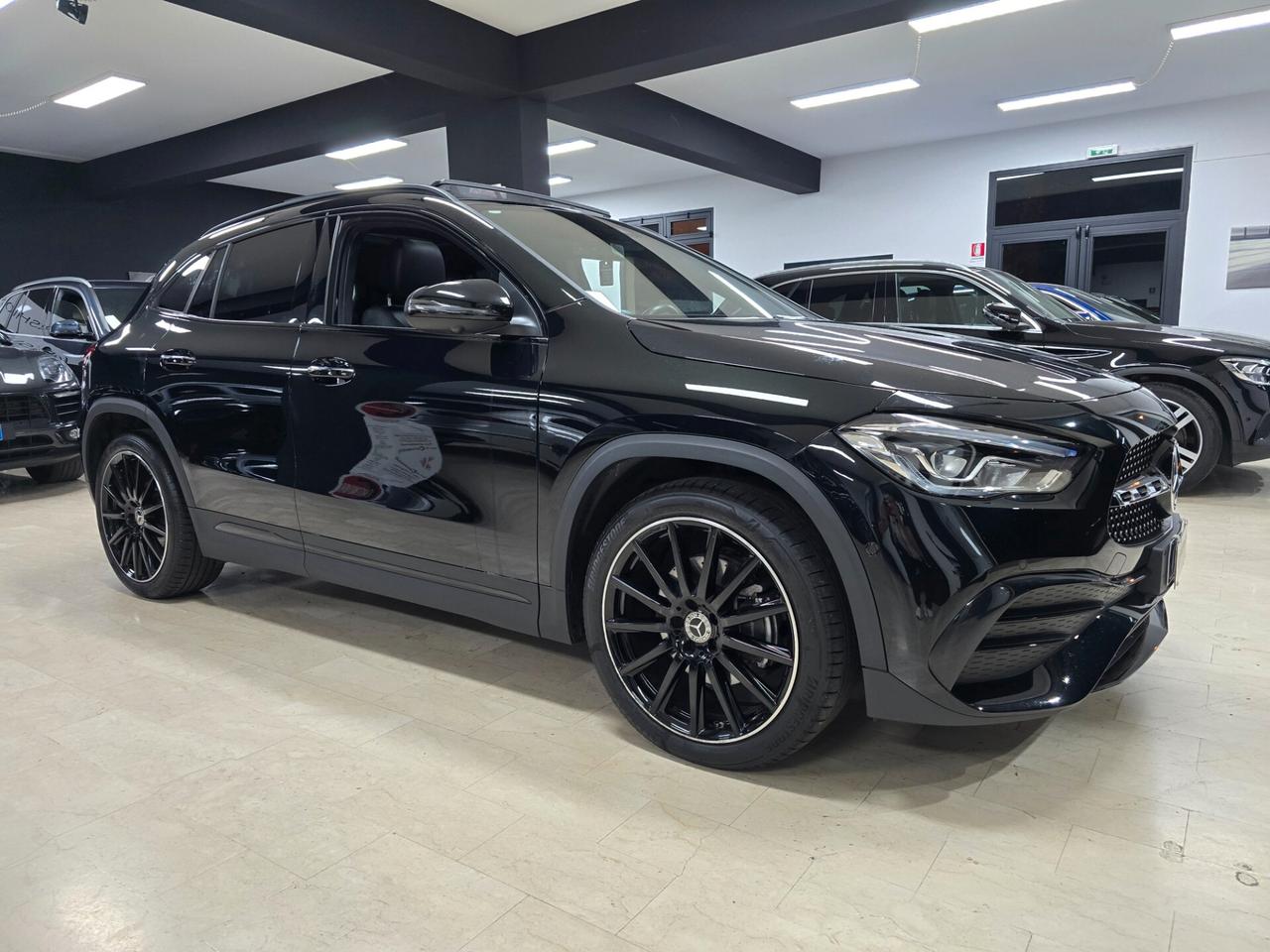 Mercedes-benz GLA 200 GLA 200 d Automatic 4Matic Premium (Tetto panorama 360)