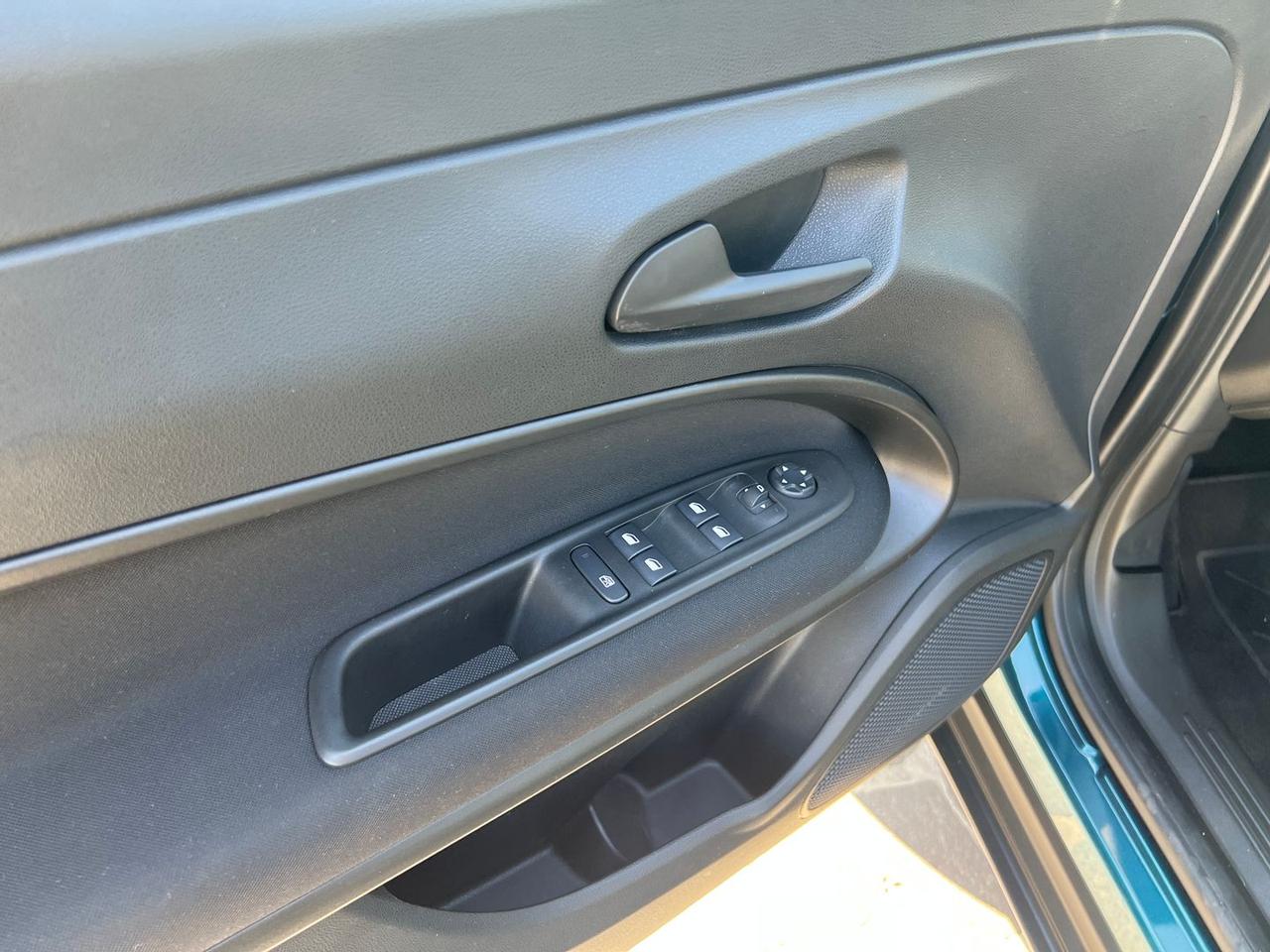 Fiat 600 HYBRID #9867