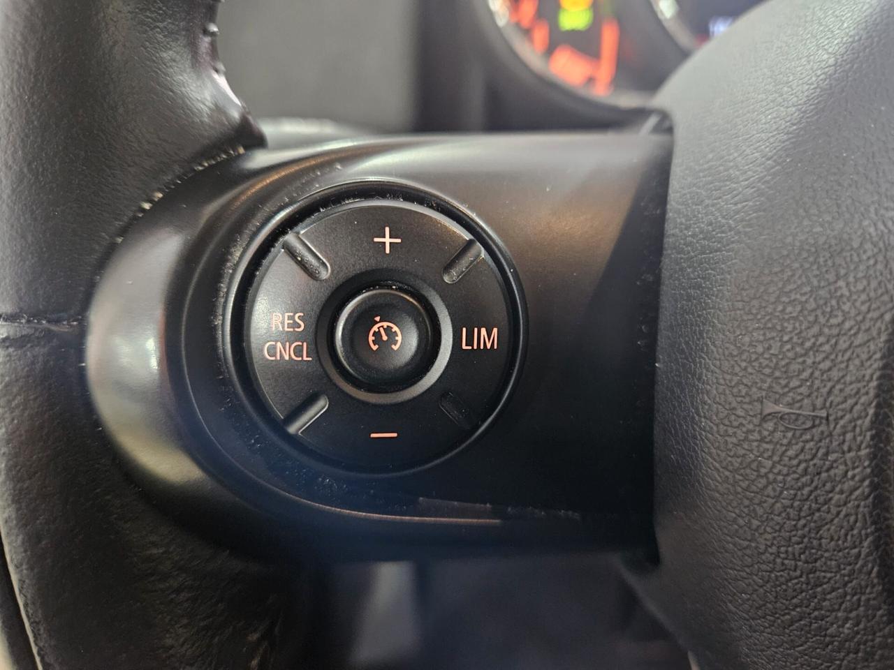 Mini One D Countryman 1.5 Hype