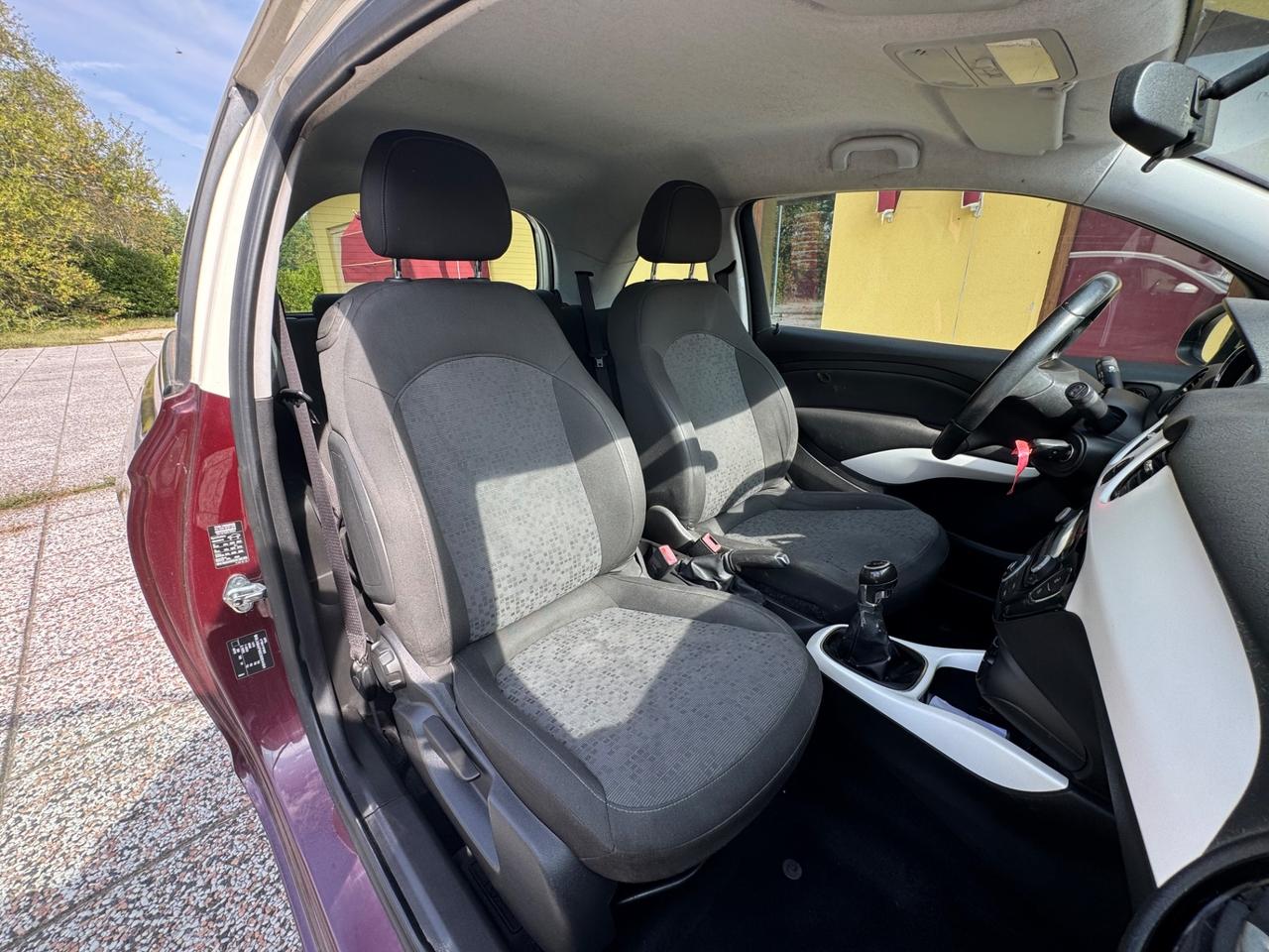 Opel Adam 1.2 70 CV Jam GPL