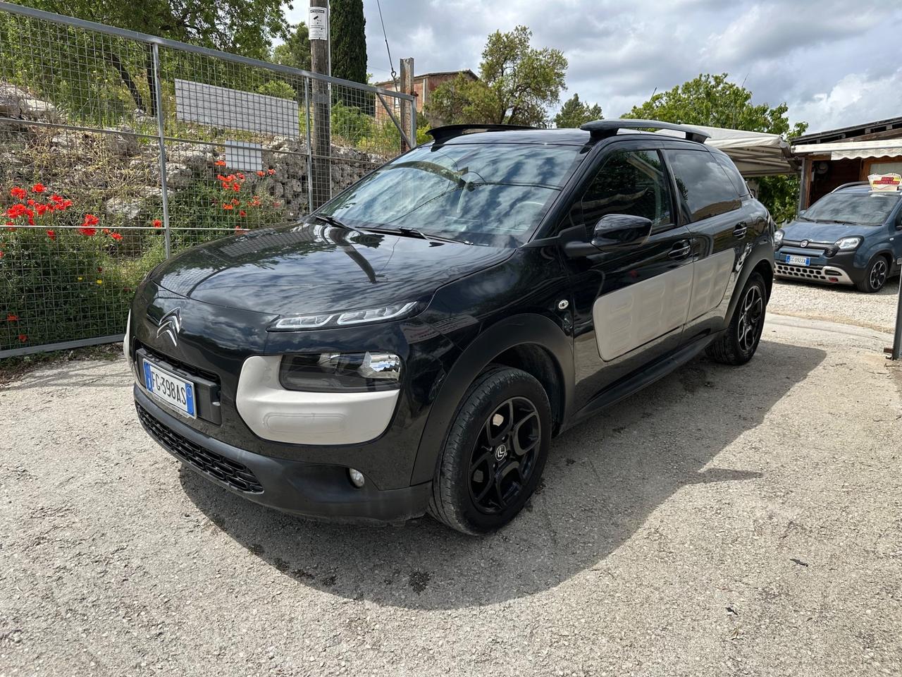 Citroen C4 Cactus 1.6 diesel 100 Shine