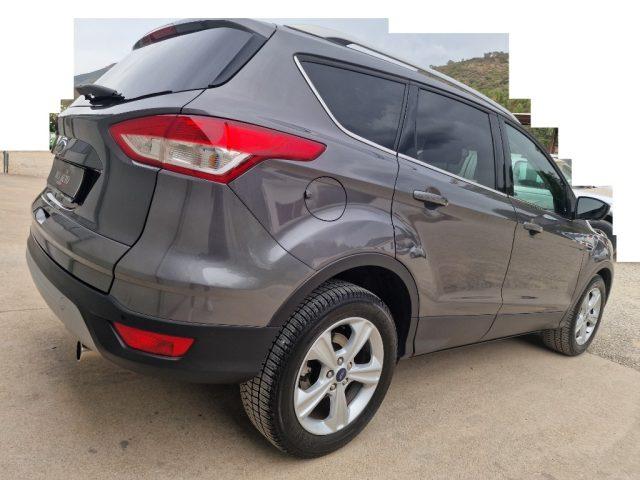 FORD Kuga 2.0 TDCI 140 CV 4WD Titanium