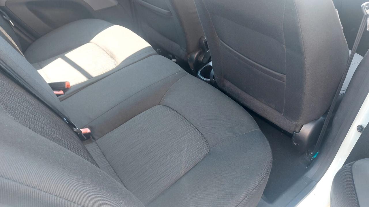 Hyundai i10 1.1 12V Automatico