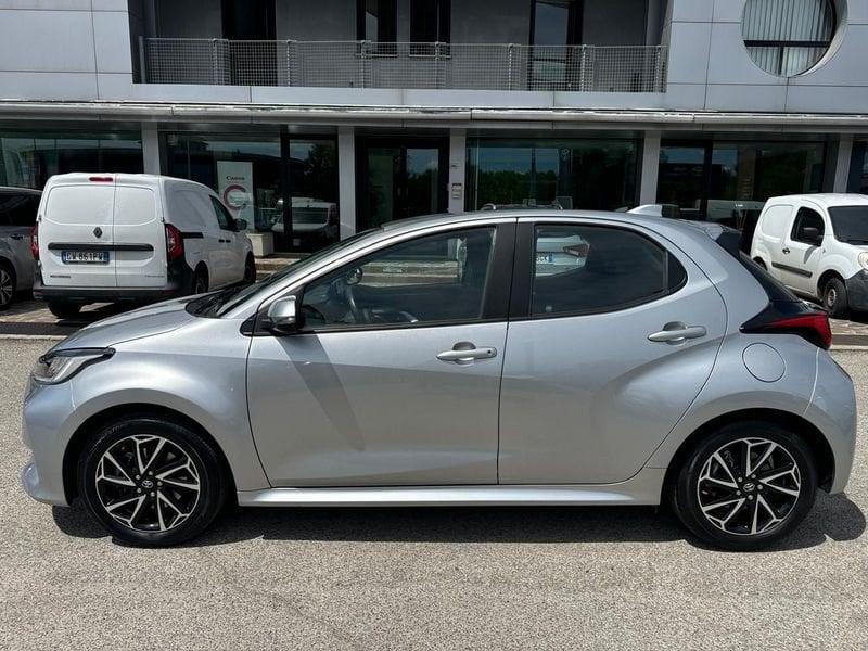 Toyota Yaris Hybrid Trend MY22
