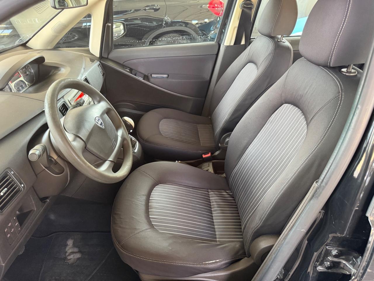 Lancia MUSA 1.4 Oro UNICO PROP GRAFFI SU CARROZZERIA