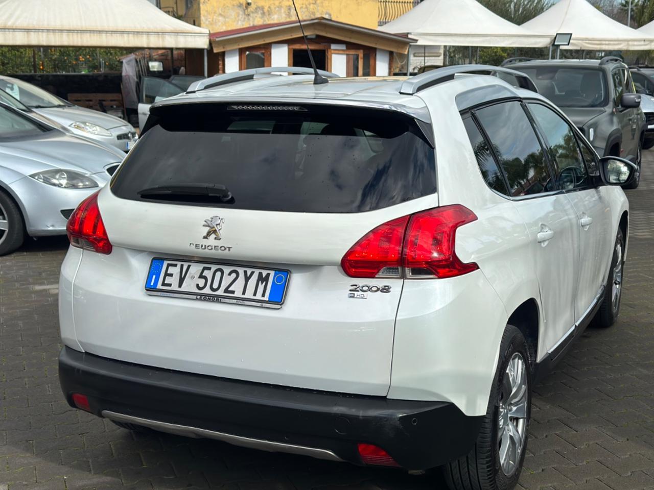 Peugeot 2008 1.6 e-HDi 115 CV Stop&Start Allure