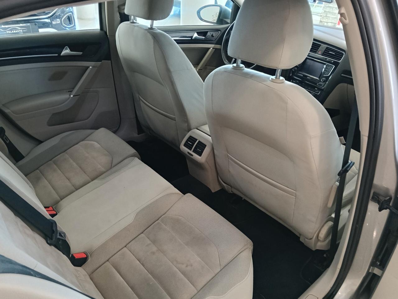 Volkswagen Golf Business 1.6 TDI 5p. Highline