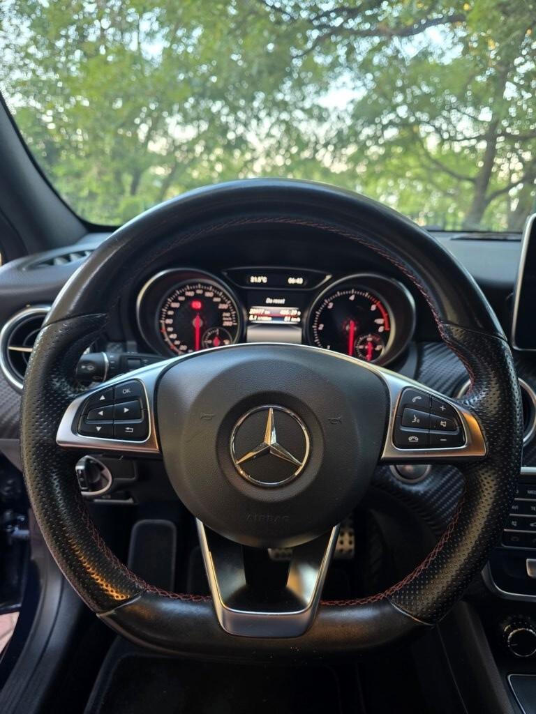 Mercedes-benz A 180 d Premium AMG