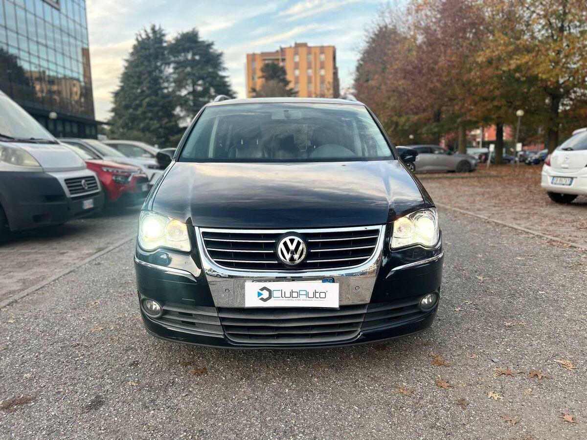 Volkswagen Touran 2.0 tdi Highline 170cv dsg dpf
