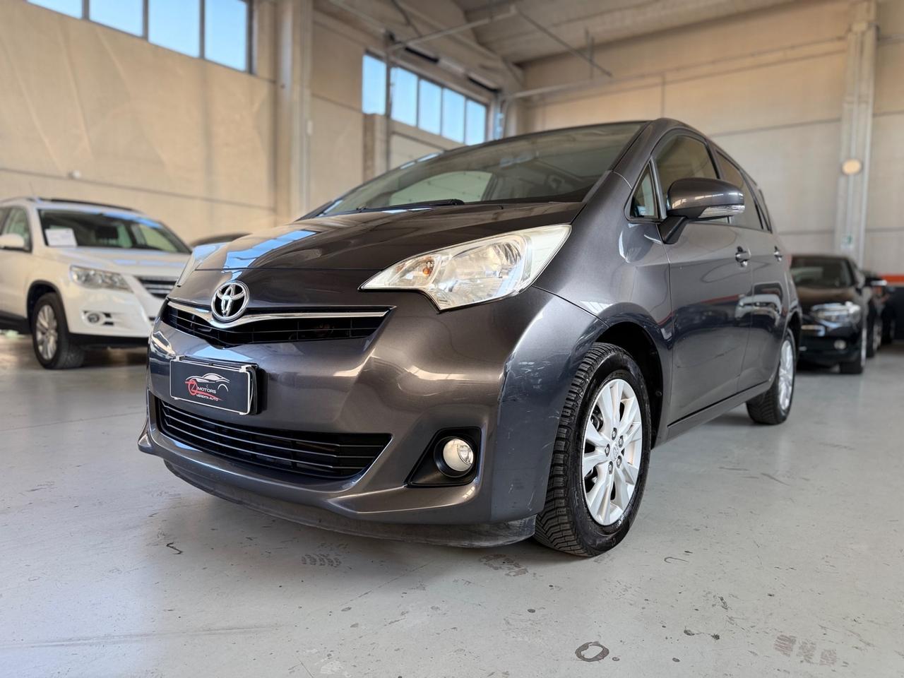 Toyota Verso-S 1.3 MT Active NEOPATENTATI
