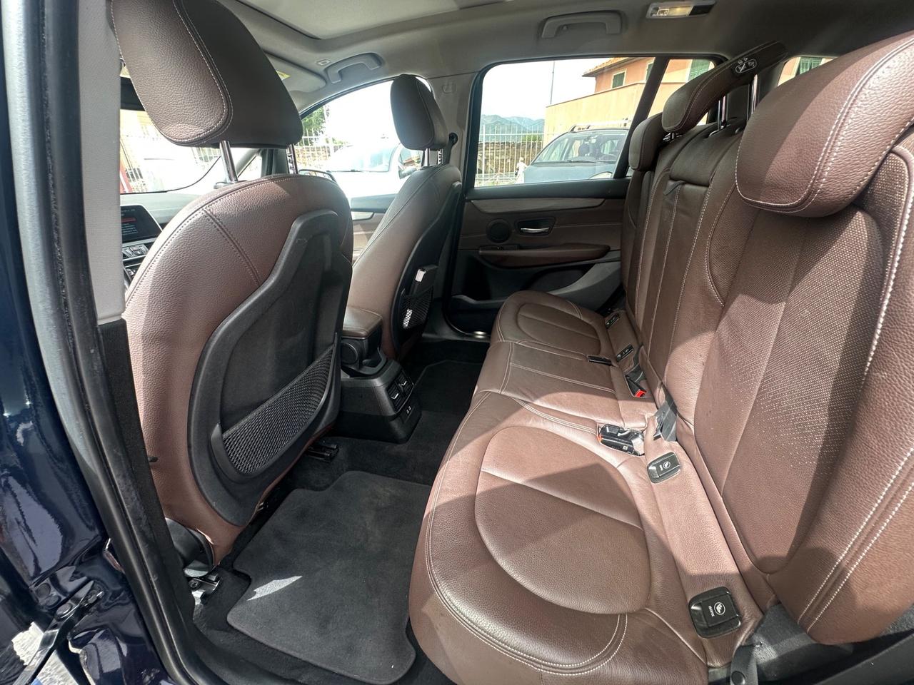 Bmw Serie 2 Gran Tourer 220d Luxury aut.