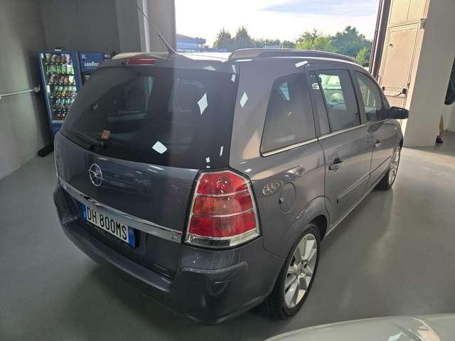 Opel Zafira Zafira II 2005 1.8 Edition(cambio automatico)