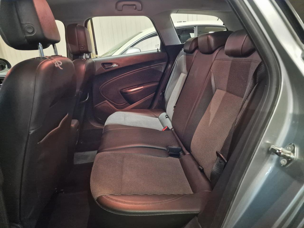 Opel Astra 1.7 CDTI 110CV Sports Tourer Cosmo