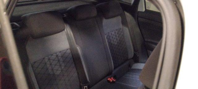 VOLKSWAGEN Taigo 1.0 TSI 110 CV DSG R Line