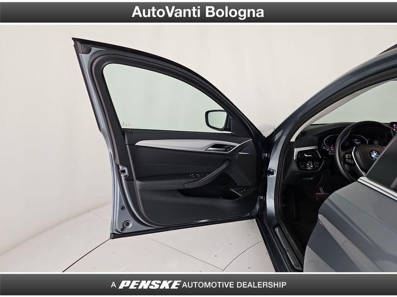 BMW Serie 5 530i 48V xDrive Touring Business