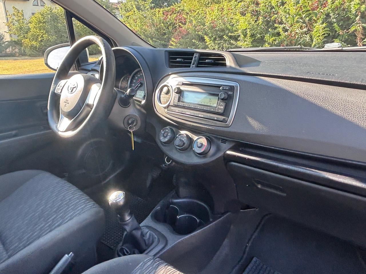 Toyota Yaris 1.0 3 porte Lounge