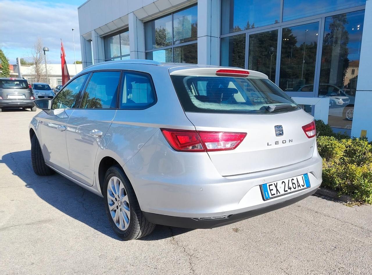 Seat Leon 1.6 TDI 105 CV ST Style - NEOPATENTATO