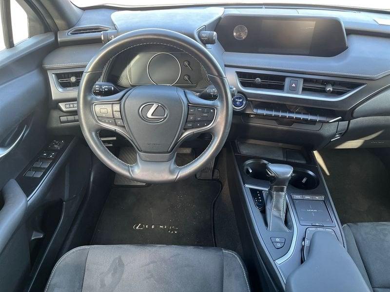 Lexus UX UX 250h 2.0 Executive 2wd cvt