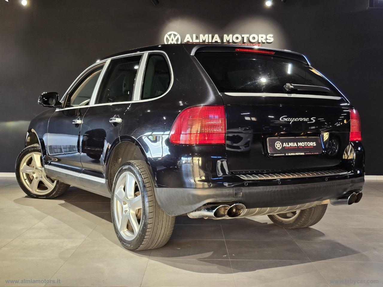 PORSCHE Cayenne S