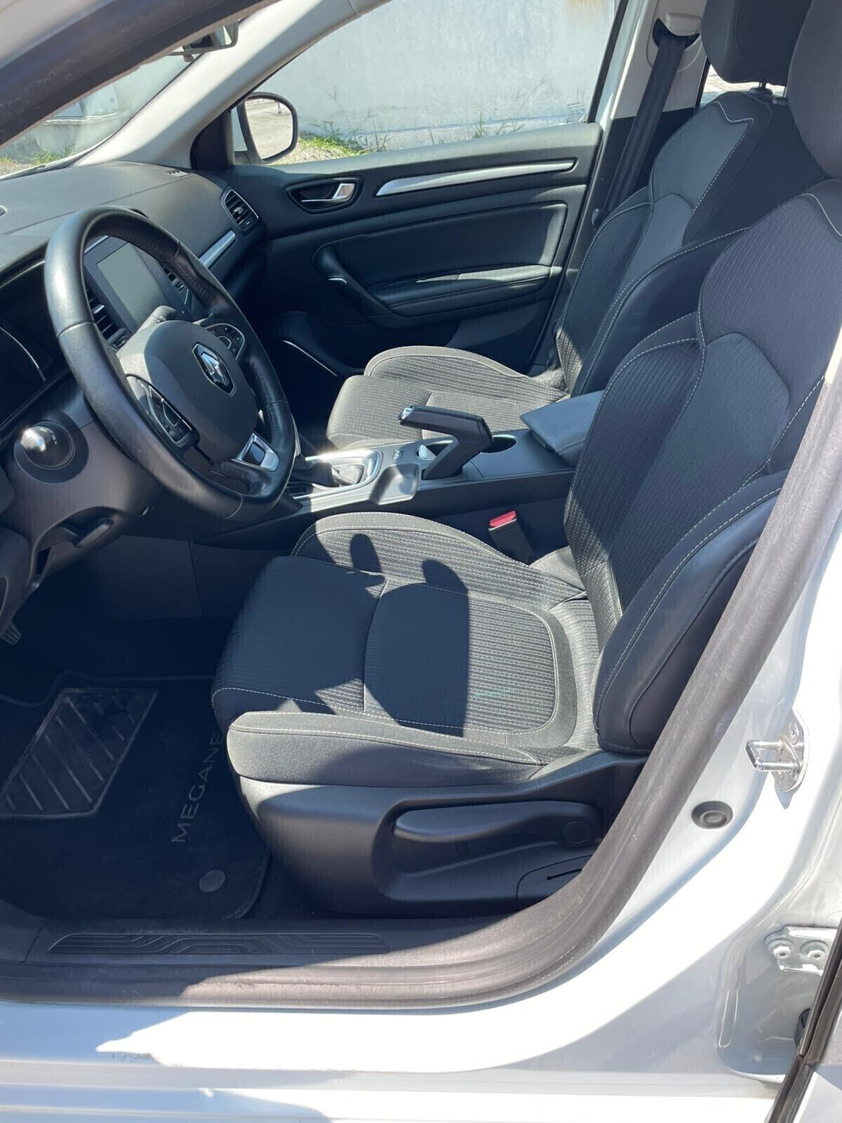 Renault Mégane Sporter Blue dCi 115 CV EDC Duel2 AUTOMATICA 12 MESI GARANZIA