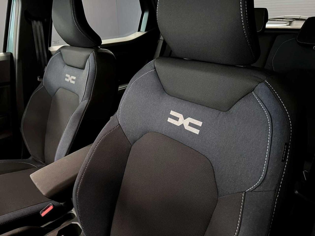 DACIA DUSTER TCE 130 CV MHEV 4x4 EXPRESSION KM0