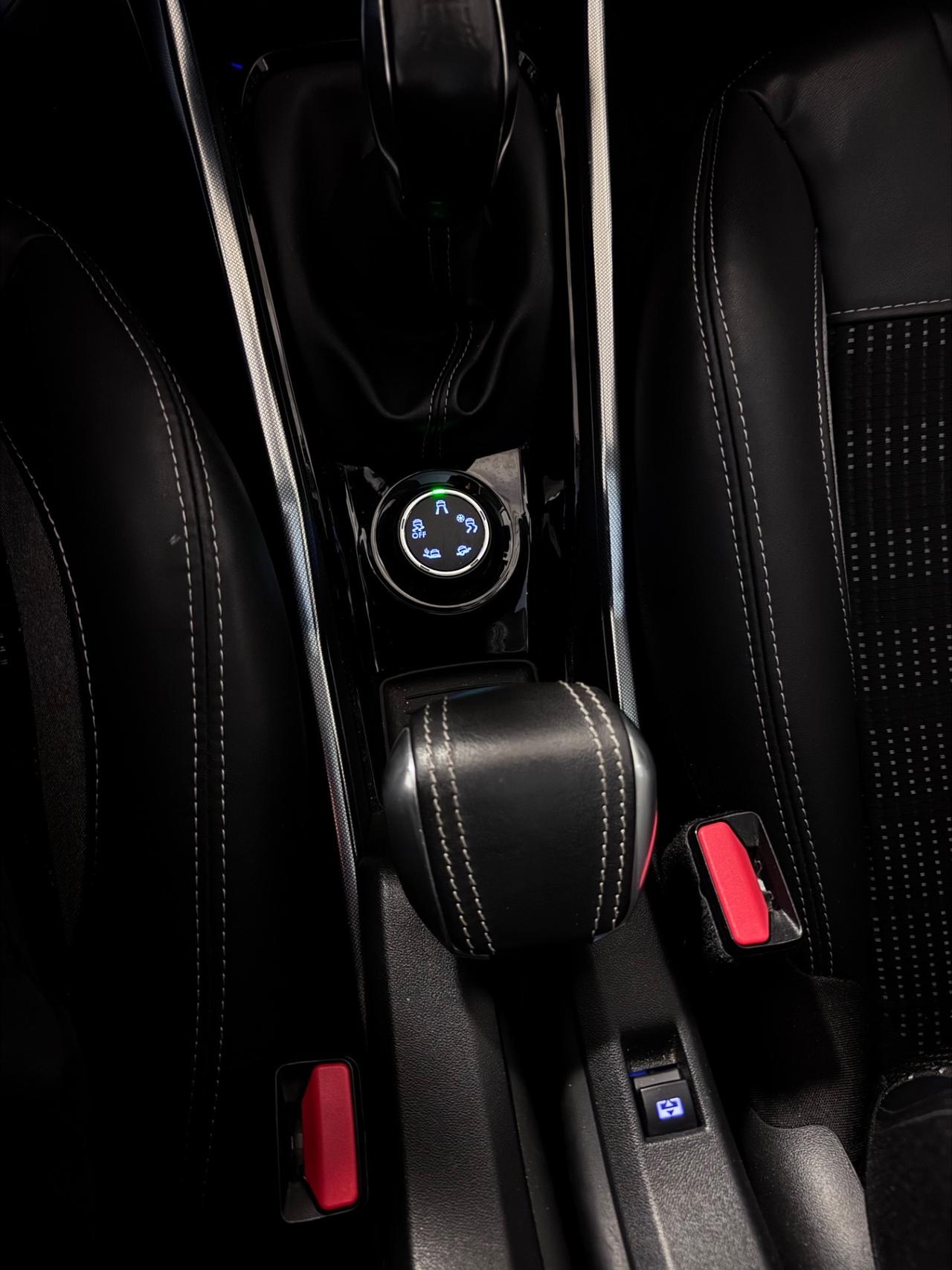 Peugeot 2008 1.6 VTi 120CV Allure